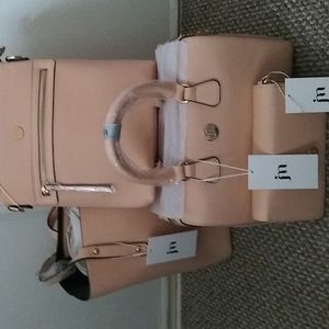 4 pc set of Jessica Moore bags , purse and clutch